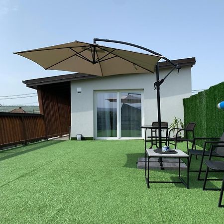 Luxus Cluj Airport Apartments Екстер'єр фото