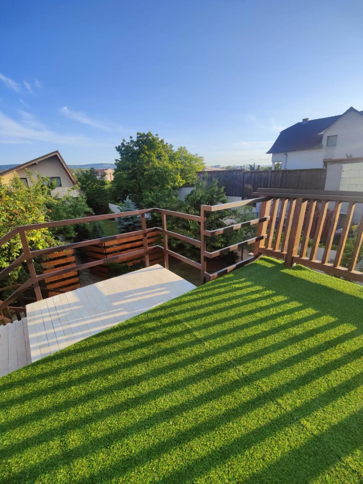 Luxus Cluj Airport Apartments Екстер'єр фото