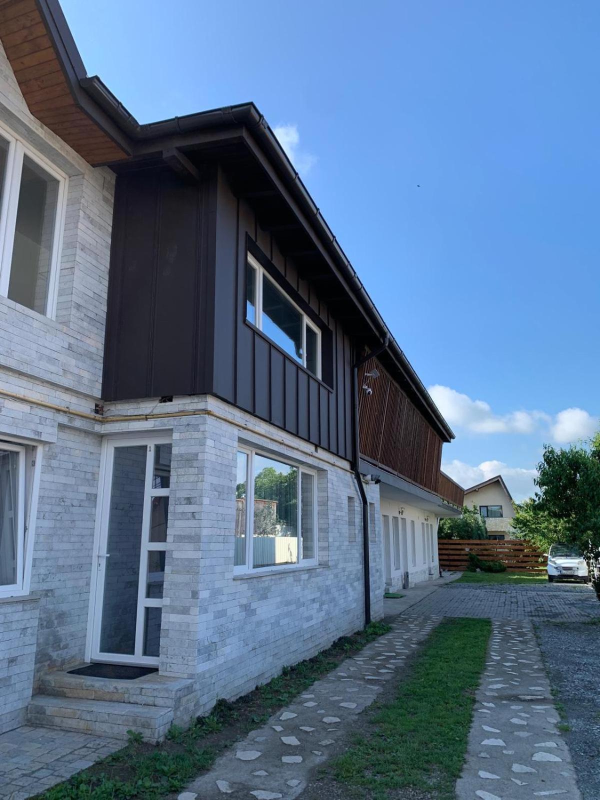 Luxus Cluj Airport Apartments Екстер'єр фото