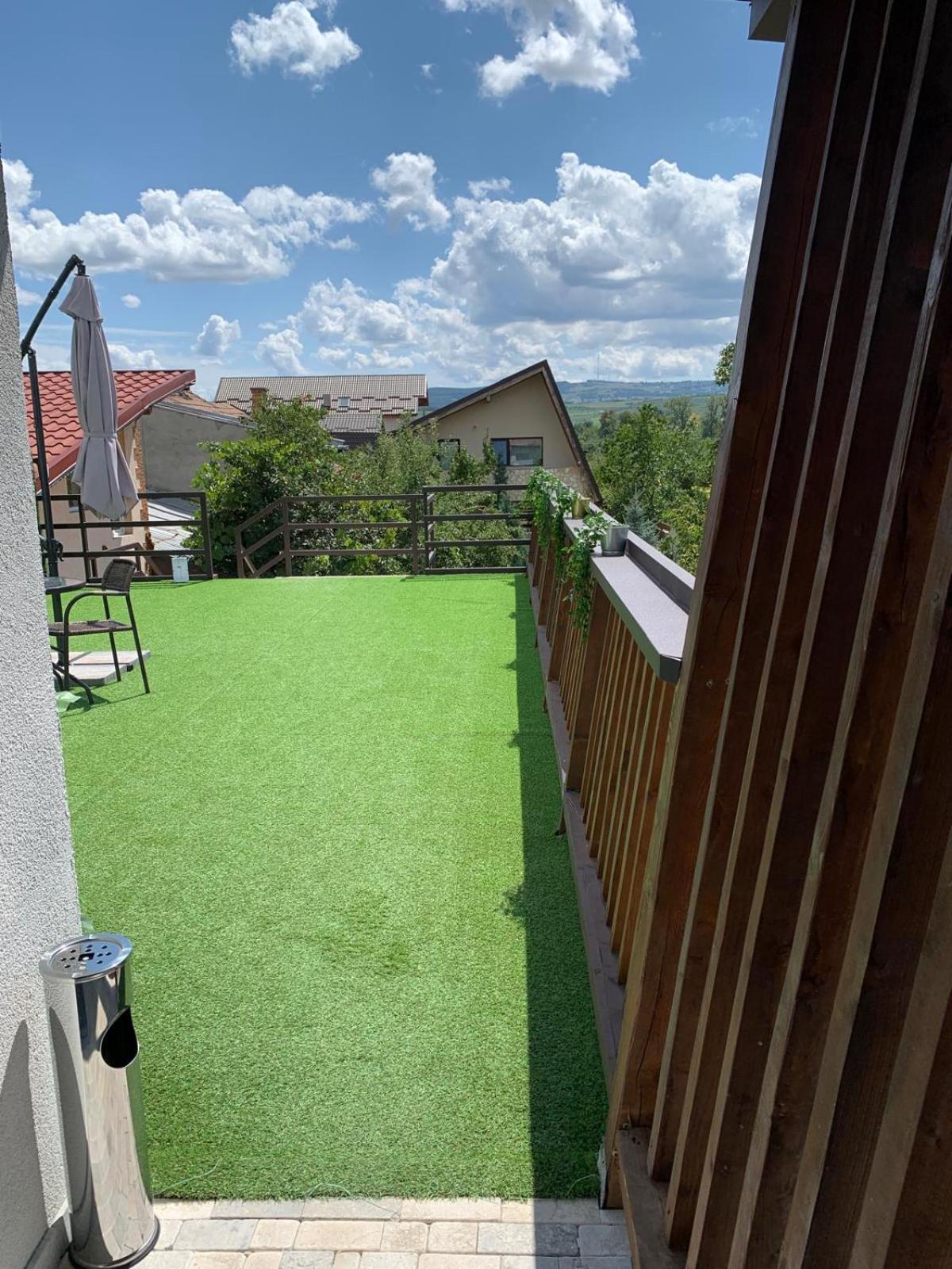 Luxus Cluj Airport Apartments Екстер'єр фото